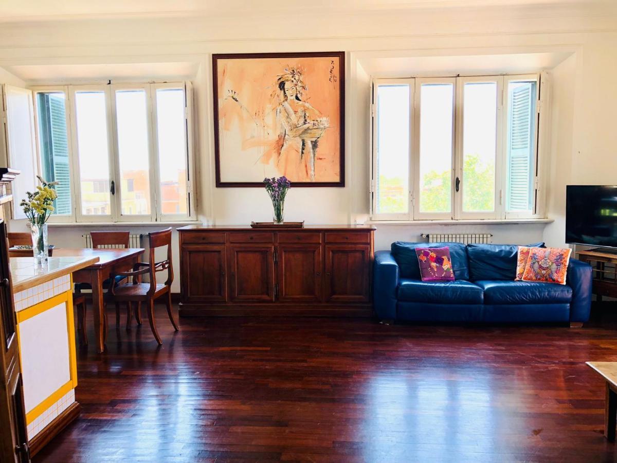 Penthouse Sea View Apartment Lido di Ostia Bagian luar foto